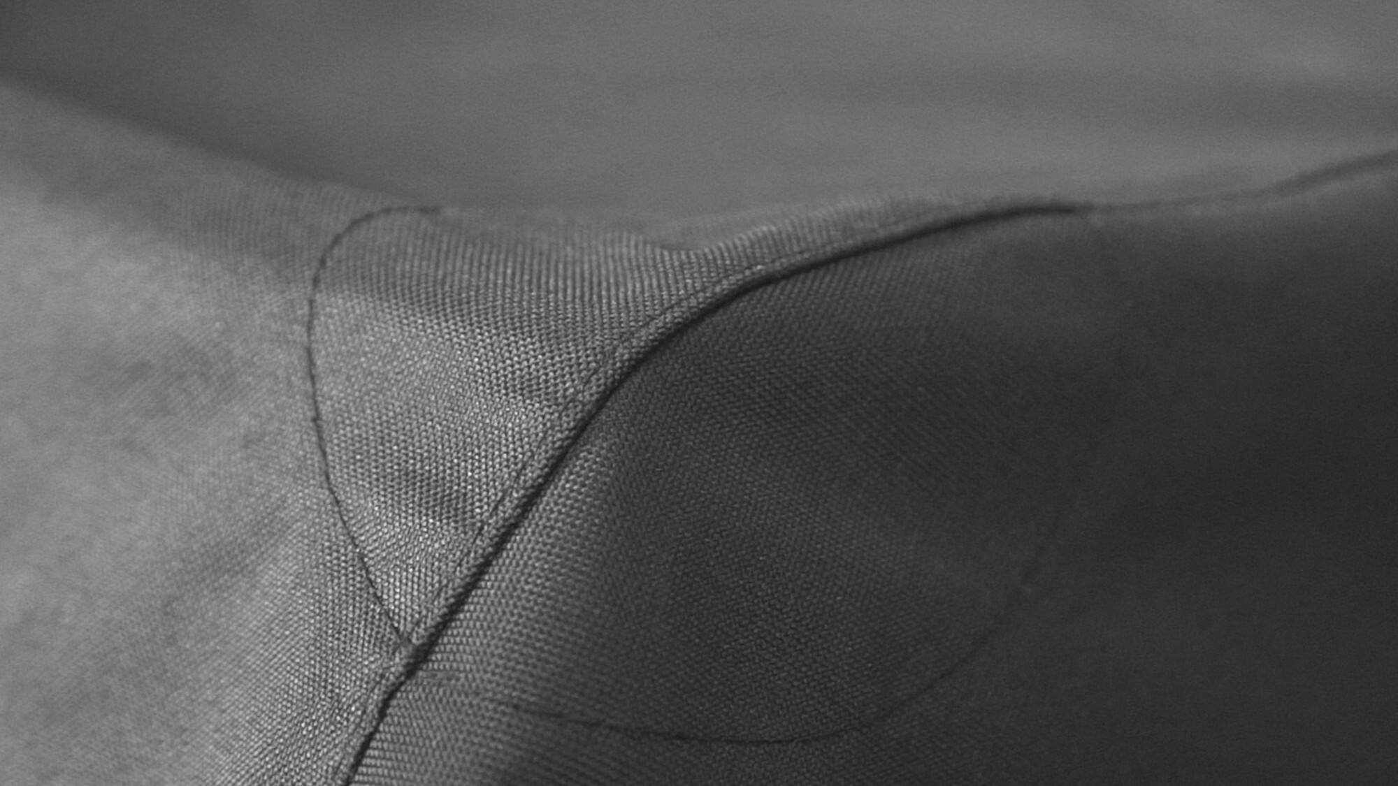 Alt View 14. Blackstone - Water-resistant 36 In. Large Griddle Cover - Fits Many 36 In. Models - Black.