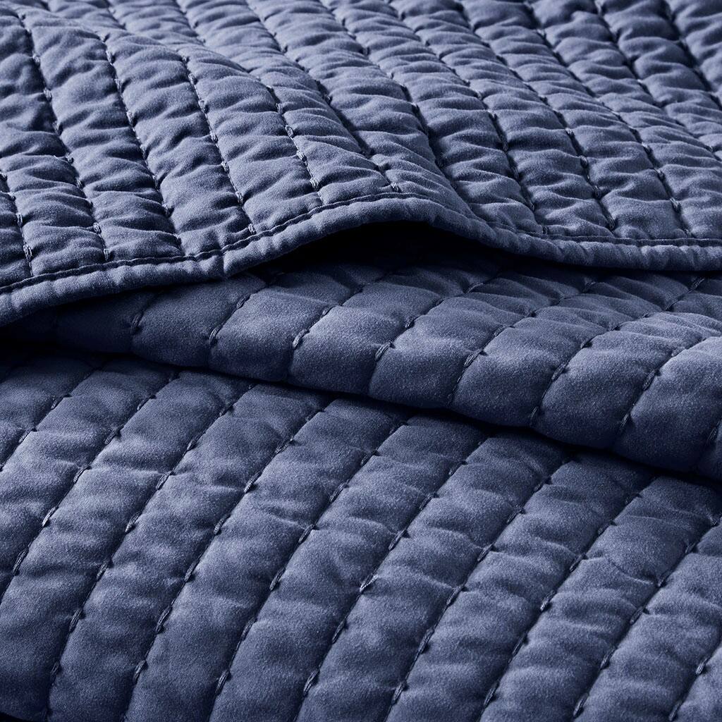 Alt View 5. Gracie Mills - Gracie Mills Becker Cozy Reversible Pick Stitch Quilt Set with Matching Shams - Navy.