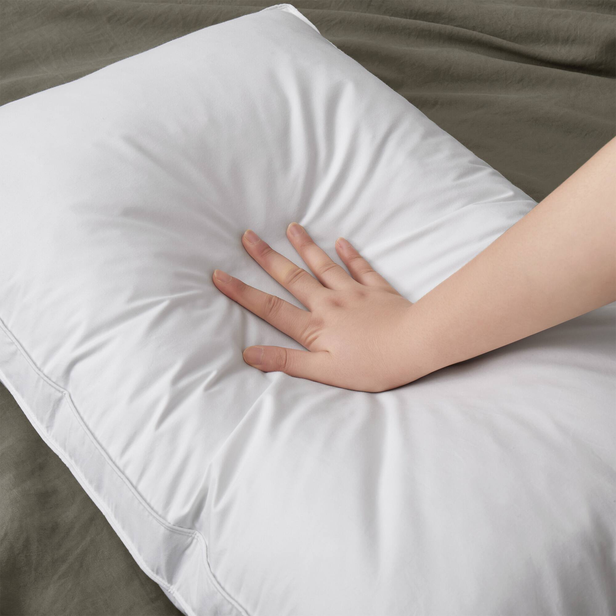 Left. Peace Nest - Peace Nest Goose Feather Down Gusseted Bed Pillows Set of 2, Classic, Queen - gusset.