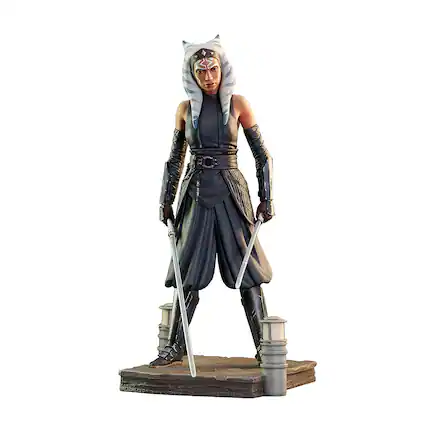 Front. Diamond Select Toys - Star Wars: The Mandalorian Ahsoka Premier Collection 1:7 Scale Statue - Multi-Colored.