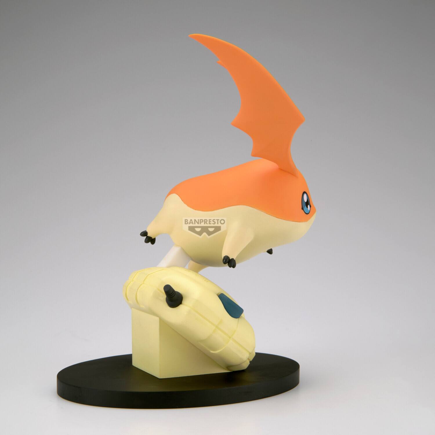 Alt View 2. PopMarket - Banpresto - Digimon Adventure - Digivice - Patamon Statue   - COLLECTIBLES - Multicolor.