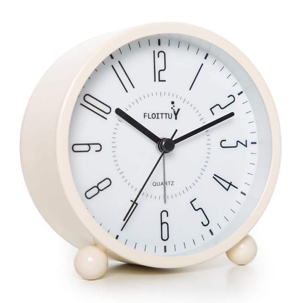 FINEAK - Silent Retro Metal Alarm Clock with Night Light, Easy Set, Battery Operated - Creamy White