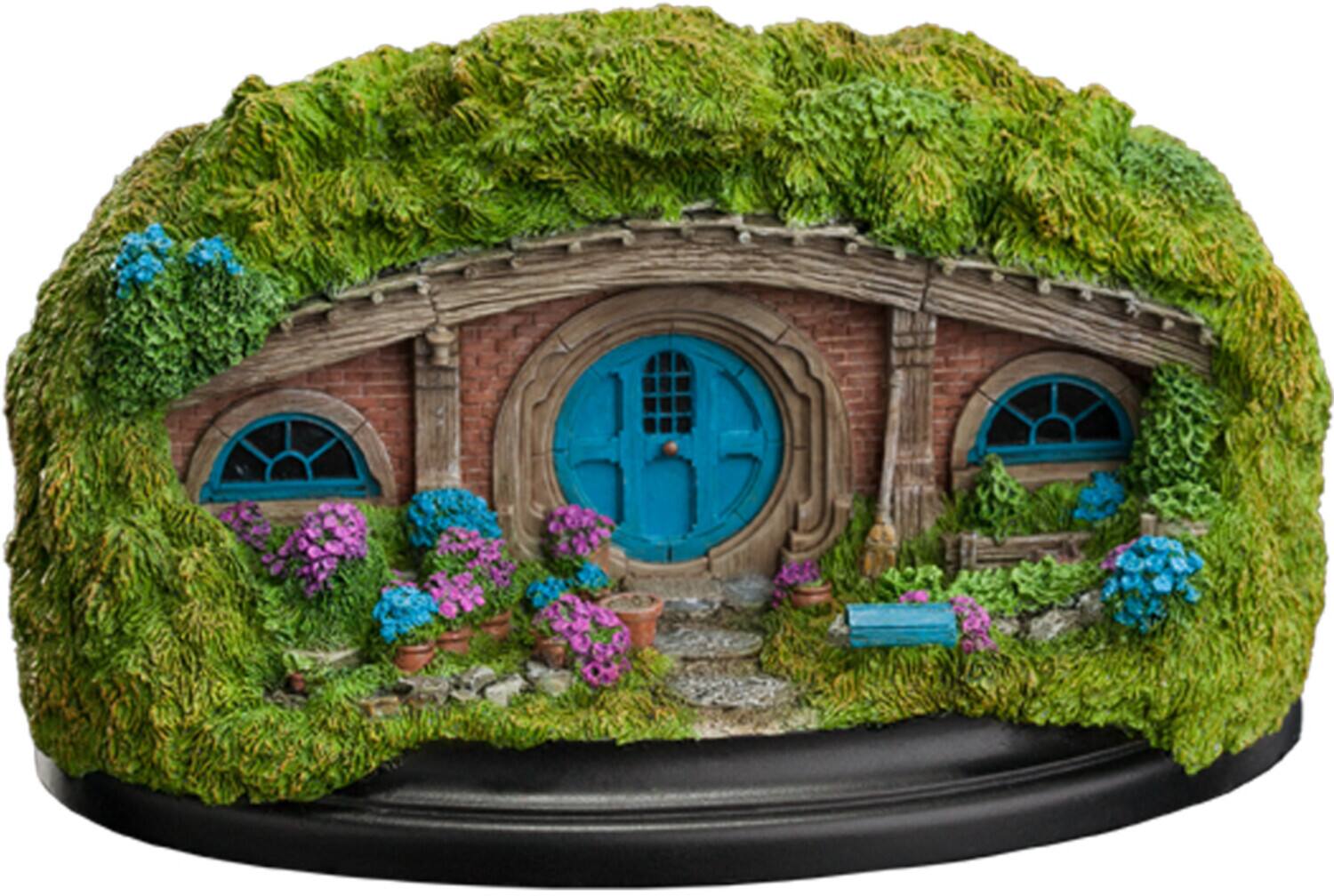 Weta Workshop - Polystone - 36 Bagshot Row Hobbit Hole (Blue Door) - Collectibles - Multicolor price history on PriceWatchPro
