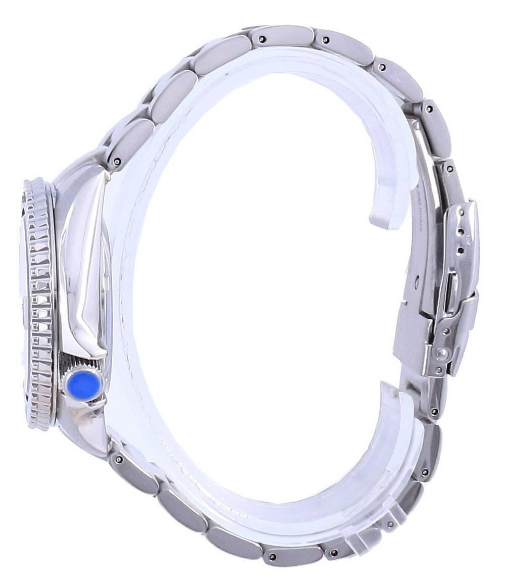 Left. RATIO - FreeDiver White Dial Sapphire Crystal Stainless Steel Automatic RTB209 200M Men's Watch - Silver and white.