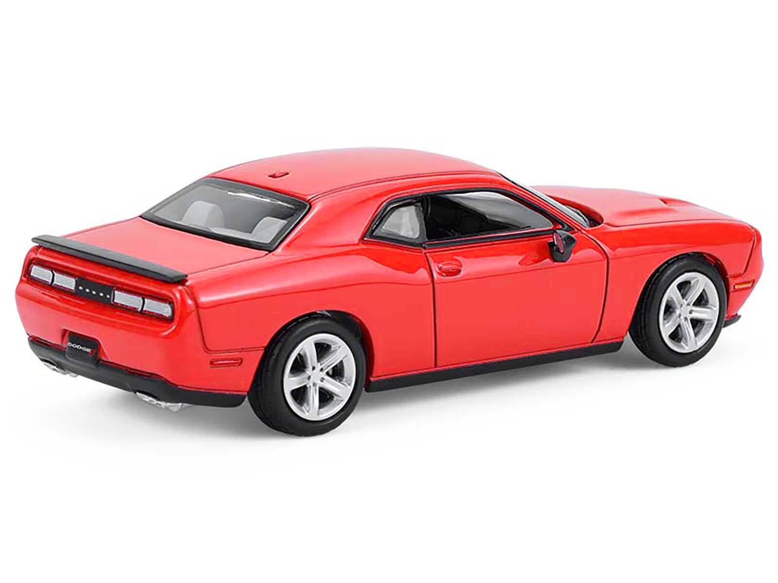 Alt View 2. Greenlight - 2016 Dodge Challenger RT Torred "GreenLight Muscle" Series 30 1/64 Diecast Model Cars by Greenlight.