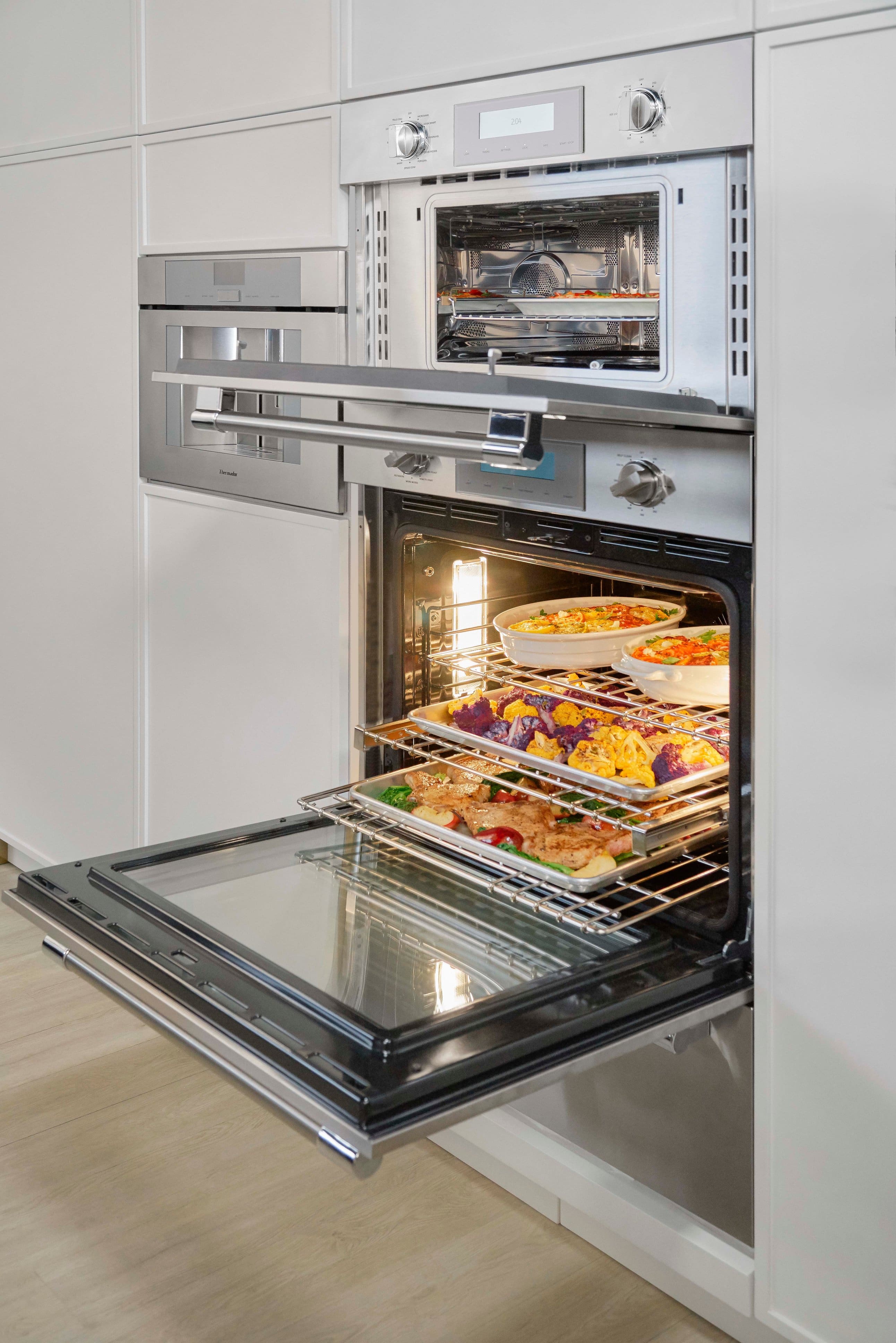 Alt View 16. Thermador - Professional Series 30" Built-In Double Electric Convection Wall Oven with Wifi - Stainless steel.