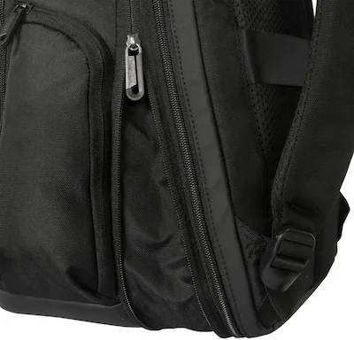 Targus TBB664GL Voyager EXP Travel Backpack 17 Black Targus TBB664GL Voyager EXP Travel Backpack 17 Black