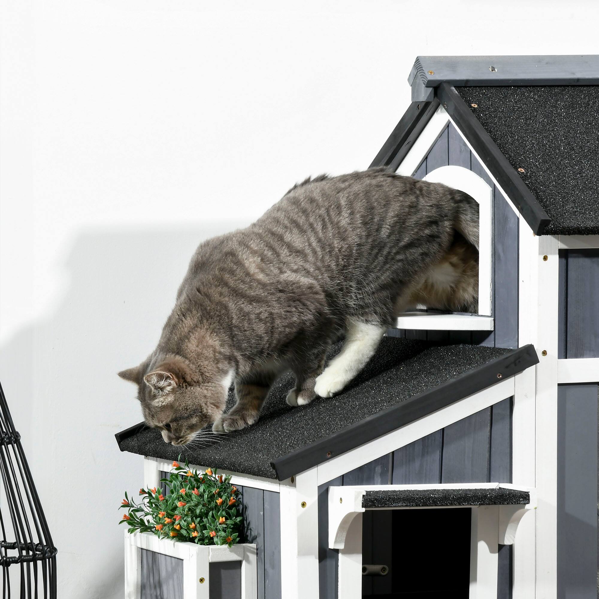 Alt View 5. Pawhut - Outdoor Cat House, Weather-resistant Roof, Garden Bed, Shelter Enclosure, Multiple Entrances, Modern Furniture Hideout.