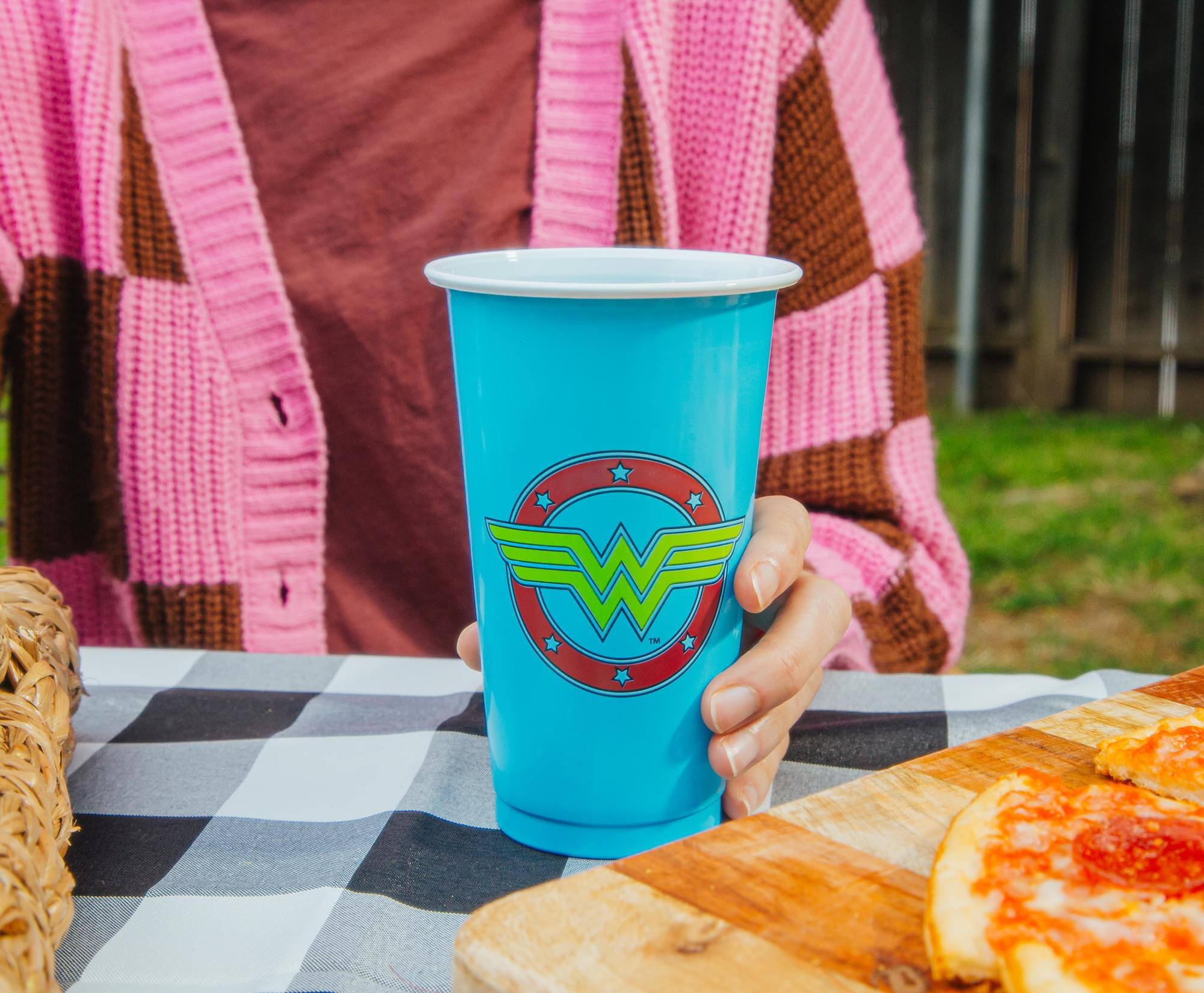 Alt View 3. DC Universe - DC Comics Wonder Woman Logo 18-Ounce Disposable Plastic Mini Cups | Set of 20 - Blue.