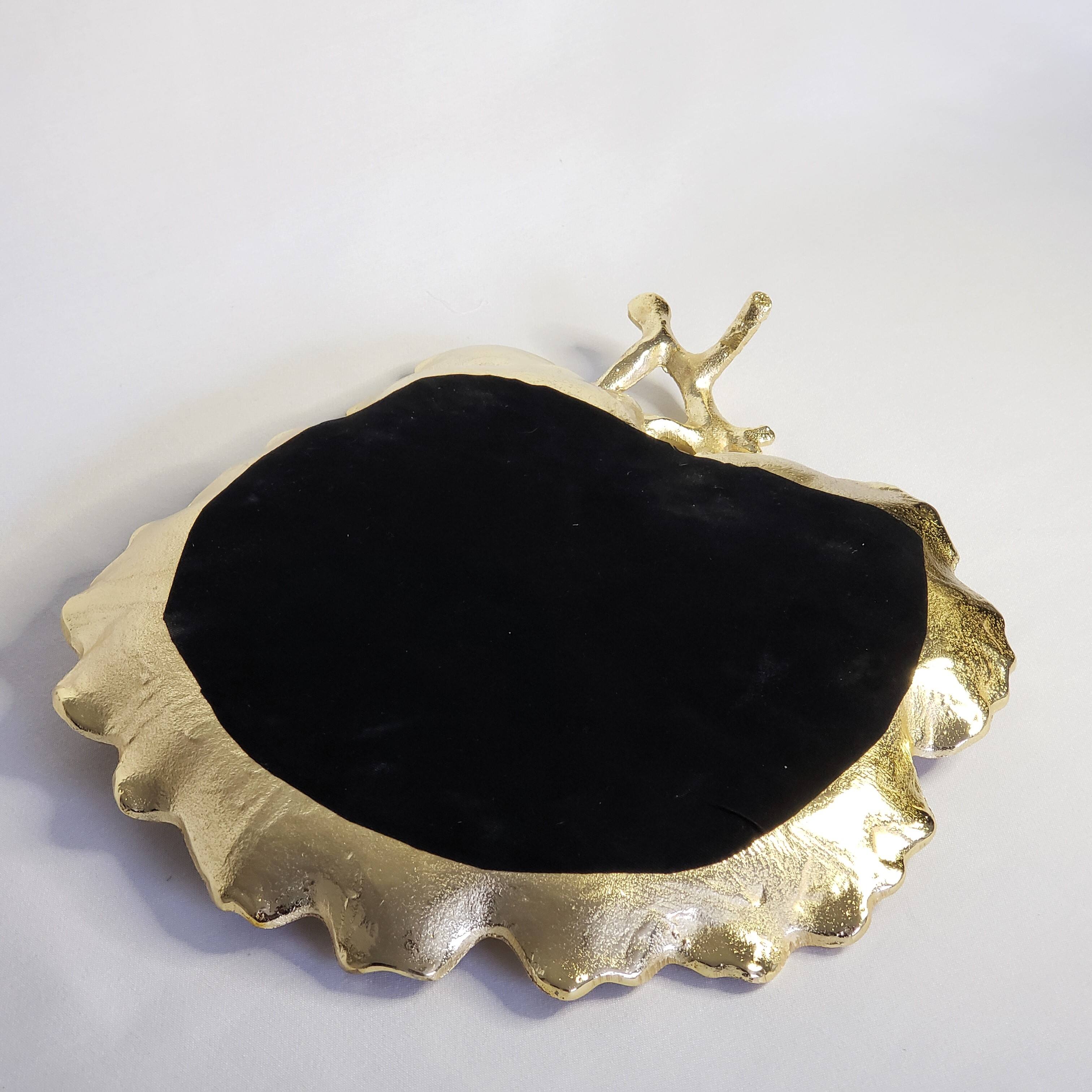 Left. Jiallo - Stainless Steel Gold Leaf chip and dip - Gold.