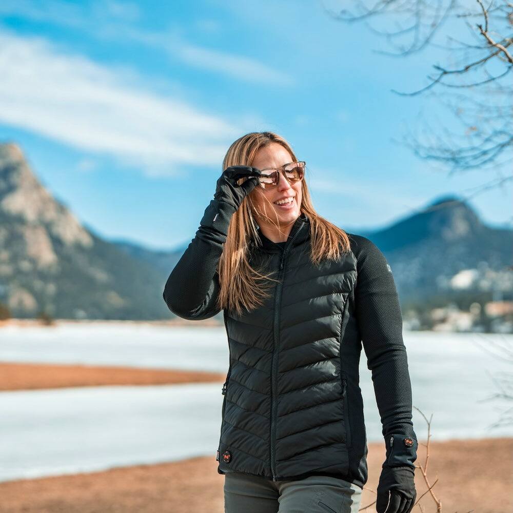 Alt View 5. Mobile Warming - Women's Ventani Hybrid Heated Jacket - Black.