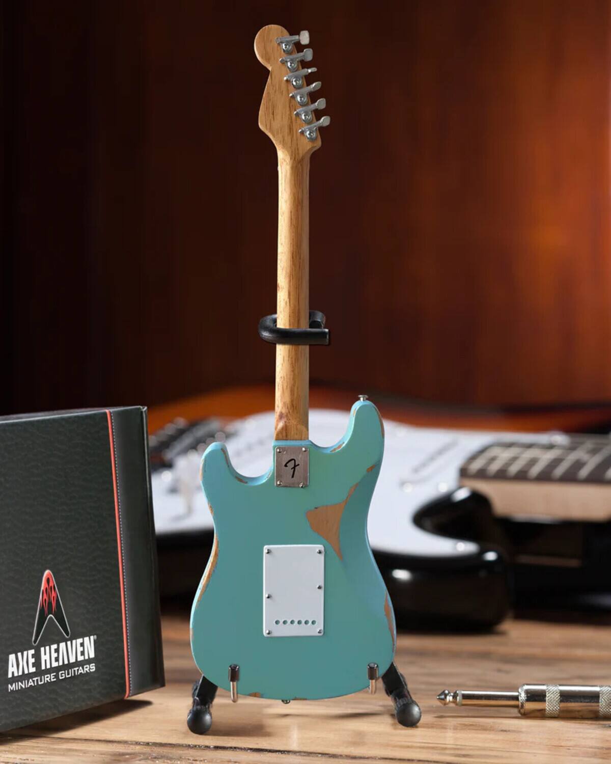 AXE HEAVEN  
MINIATURE GUITARS