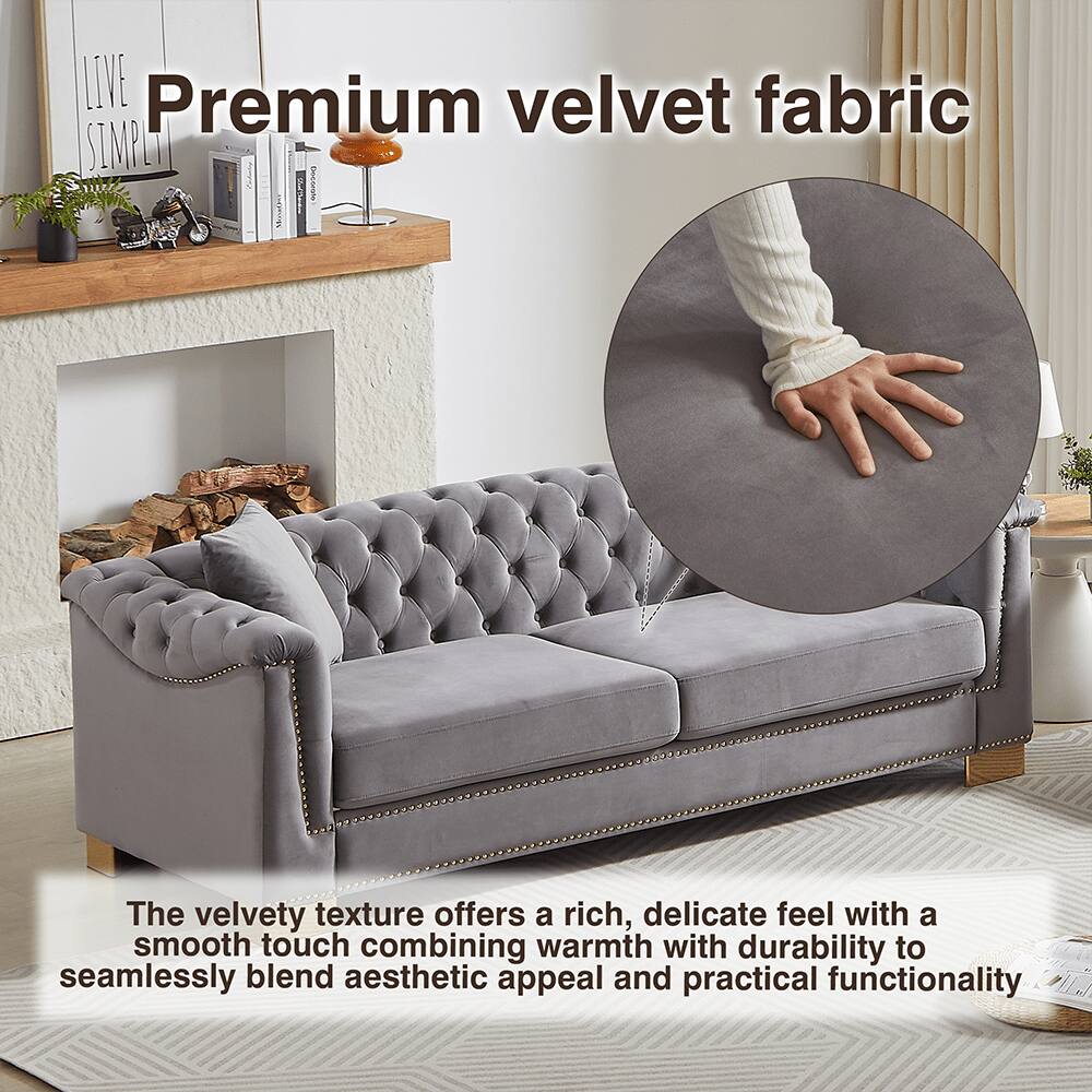 Premium velvet fabric

The velvety texture offers a rich, delicate feel with a smooth touch combining warmth with durability to seamlessly blend aesthetic appeal and practical functionality