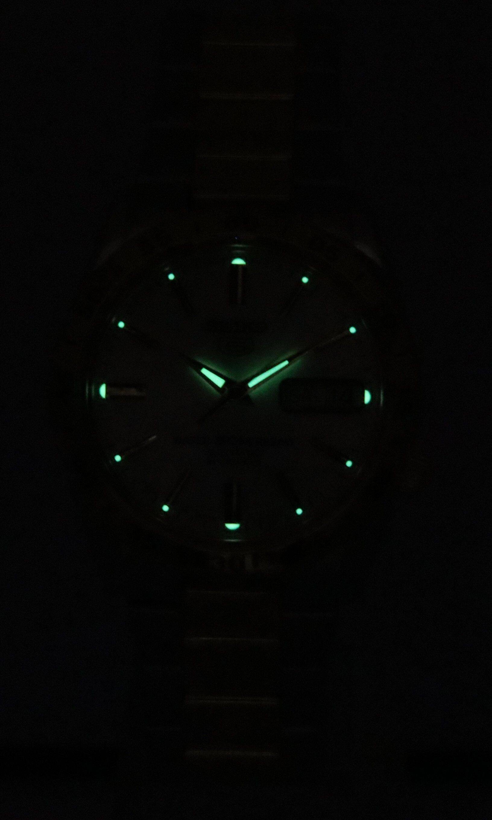 Angle. Seiko - Seiko 5 Two Tone Stainless Steel White Dial 21 Jewels Automatic SNKE04J1 Unisex Watch - Silver and Gold.