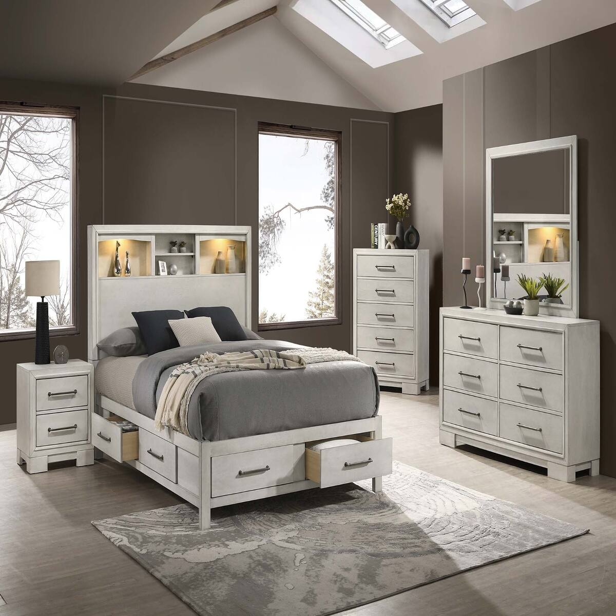 Back. Loheer - Loheer Modern Farmhouse Nightstand, Antique White Wood Bedside Table, 22-Inch Wide - Antique White.