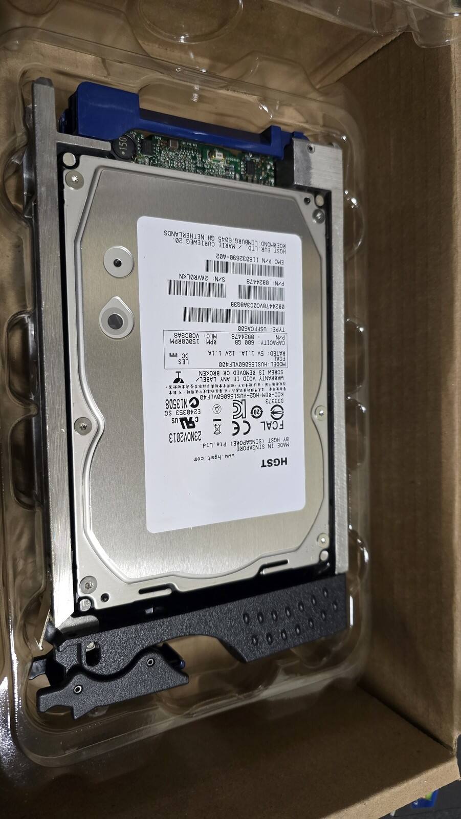 150 H.NETHERLANDS  
20 CH 6045 CURIEWEG MARIE LIMBURG ROERMOND, LTD  
EUR 1SSH 118835830-VOS  
P/N ENC 2AVROLKN  
N/S 0824478  
P/N: @824478VC8C3ABG3B  
USFFCA600  
TYPE VC03A8  
MLC 0824478  
N/E 15000RPM  
RPM 89  
009 CAPACITY DC 1.1A 12V 1.1A  
AS RATED  
FCAL LES C0A7A909TH  
MODEL BROKEN OR REMOVED  
S: SCREW LABEL ANY IF MOID  
WARRANTY A 093709095ISNH-ZOH-W38-00  
N13508  
ELEEO SG E240353  
D 50  
e sn 3  
N CE  
FCAL 23NOV2013 (