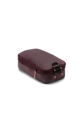 Angle. Peak Design - Packing Cube Small - Eclipse.