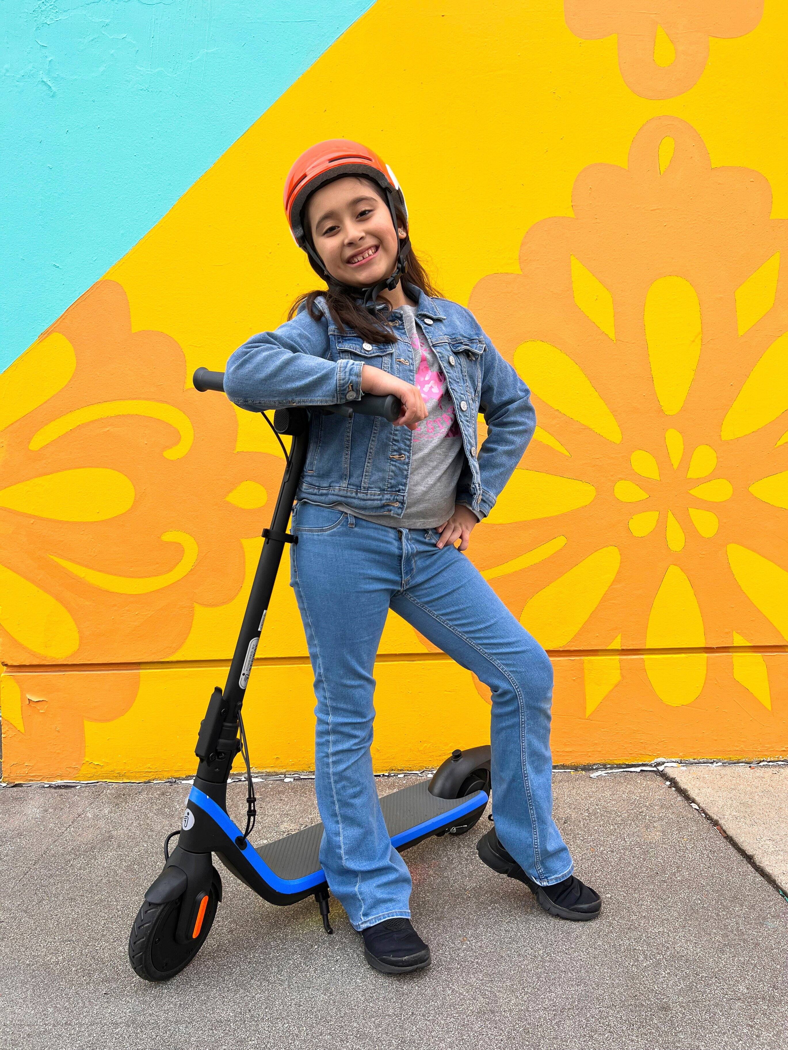 Alt View 17. Segway - C2 Pro Kids Electric Scooter w/7.5 mi Max operating Range & 12.4mph Max Speed - Black.