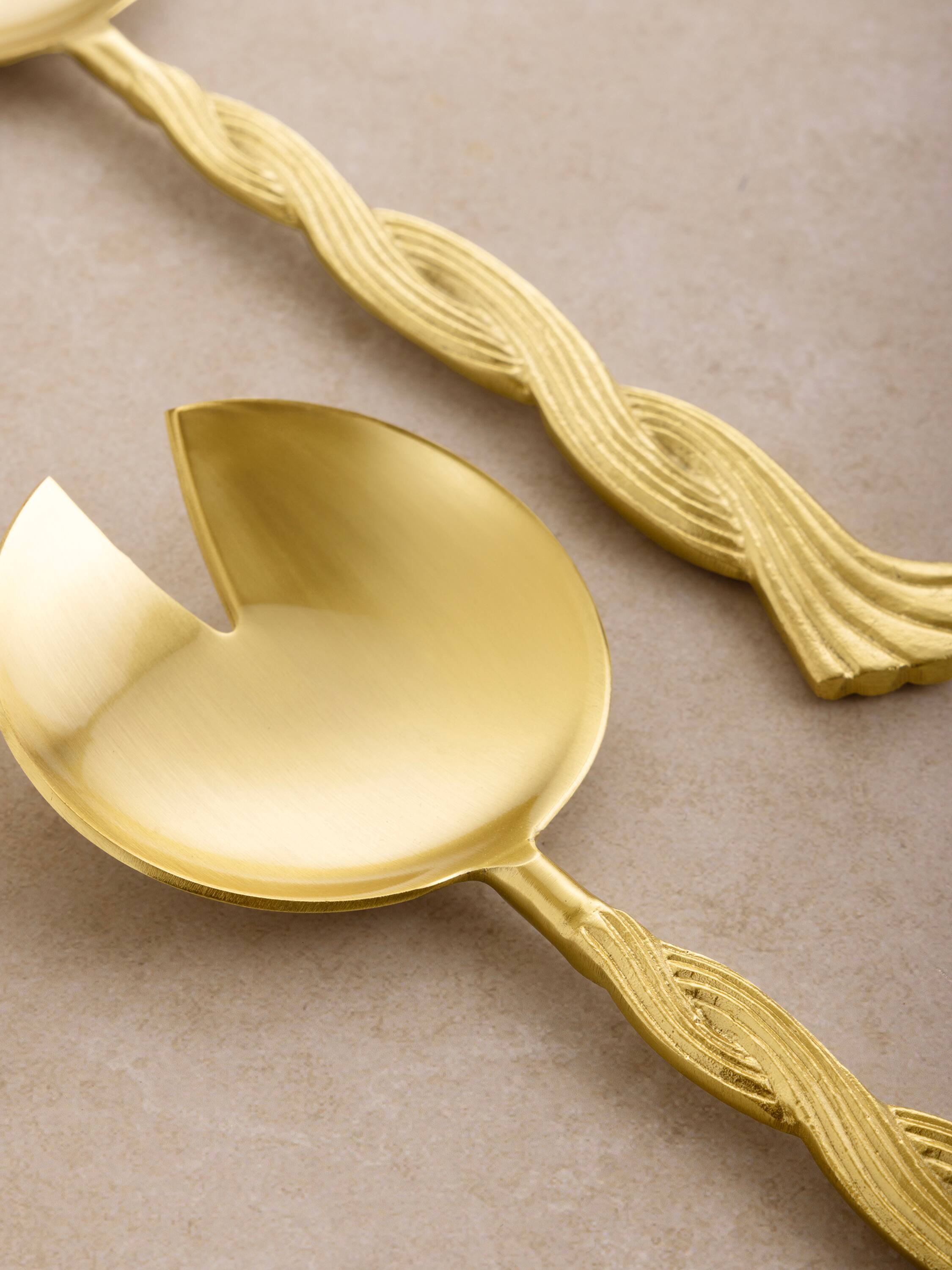 Back. GAURI KOHLI - Santiago Salad Servers - Matte gold.