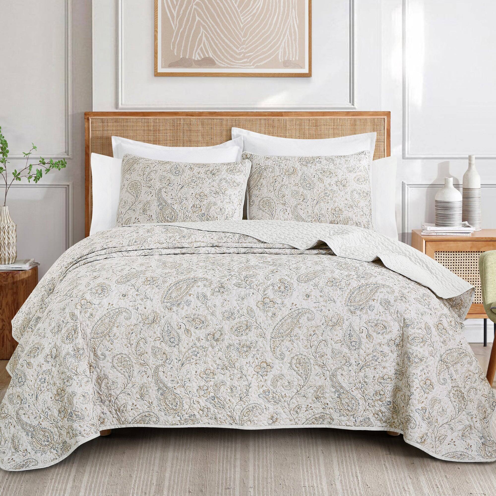 Beige Paisley
