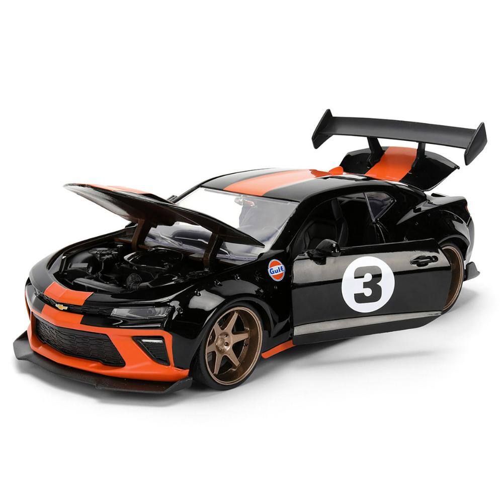 Angle. Jada - 2016 Chevrolet Camaro #3 "Gulf Oil" Black with Orange Stripe "Wide Body" Series 1/24 - Black with Orange Stripe.