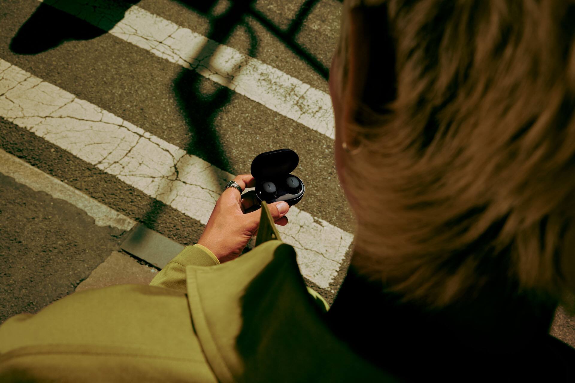 Alt View 17. Bose - QuietComfort True Wireless Noise Cancelling In-Ear Earbuds - Black.