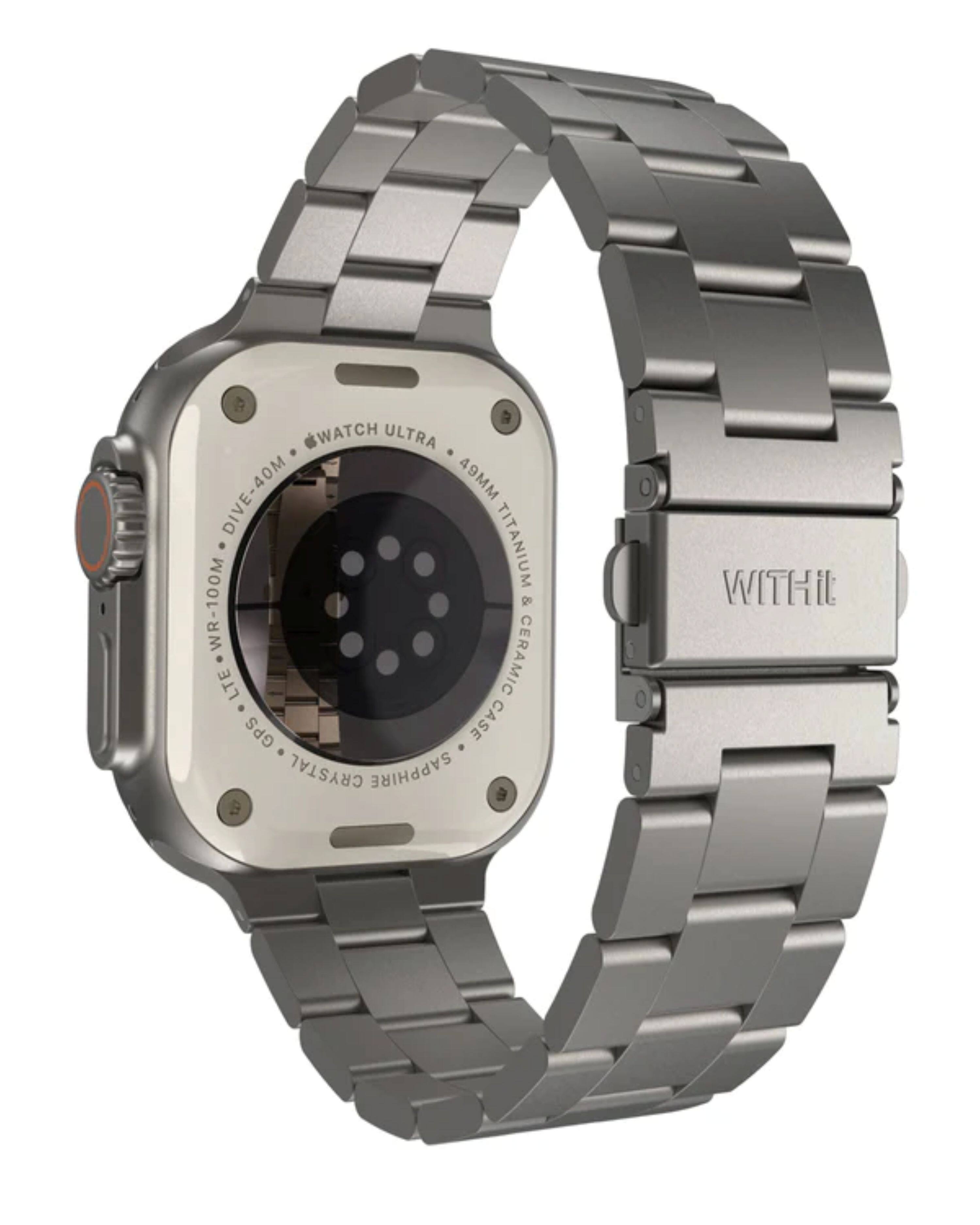 WATCH ULTRA  
DIVE-40M  
TITANIUM & CERAMIC  
WR-100M  
LTE  
GPS  
SAPPHIRE CRYSTAL  
WITH