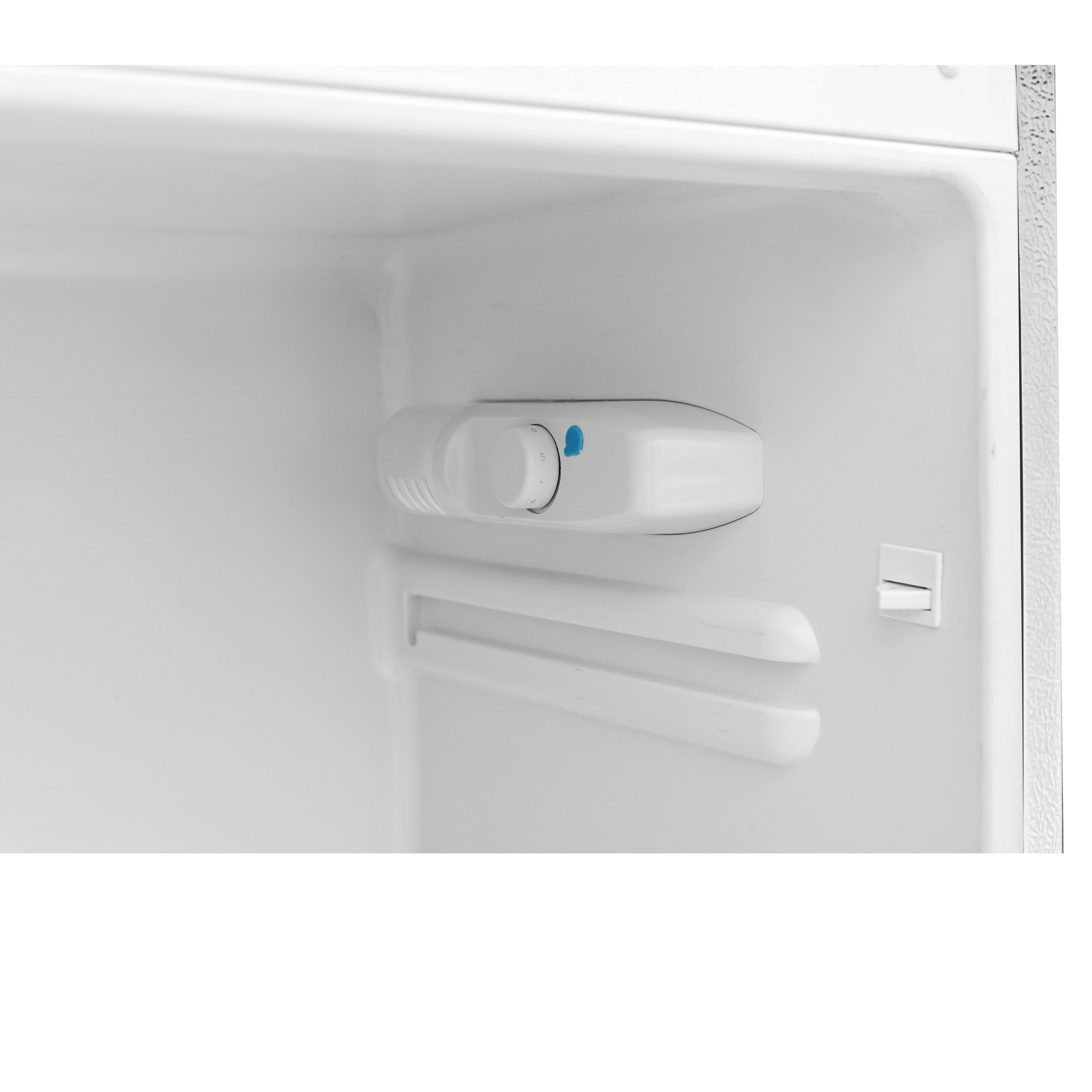 Alt View 1. Commercial Cool - COMMERCIAL COOL 7.7 Cu.Ft. Top Mount Refrigerator, White - White.