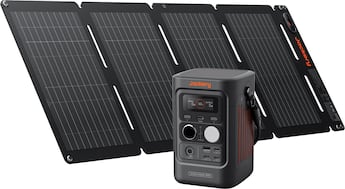 Jackery Explorer 300D Portable Power Station with 40W Air Solar Jackery Explorer 300D Portable Power Station with 40W Air Solar
