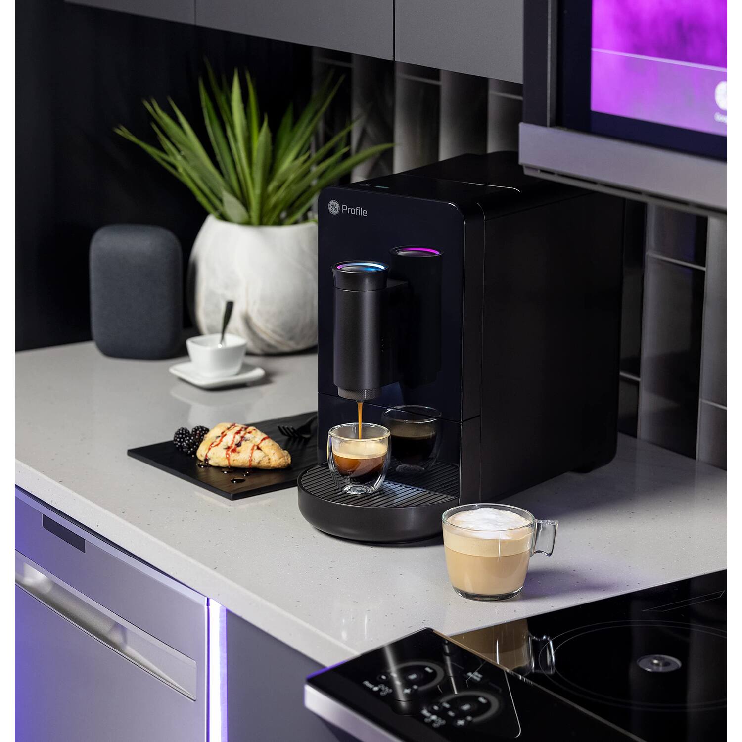 Alt View 2. GE - Profile Automatic Espresso Machine, One-Touch Brew P7CEBAS6RBB - Black.