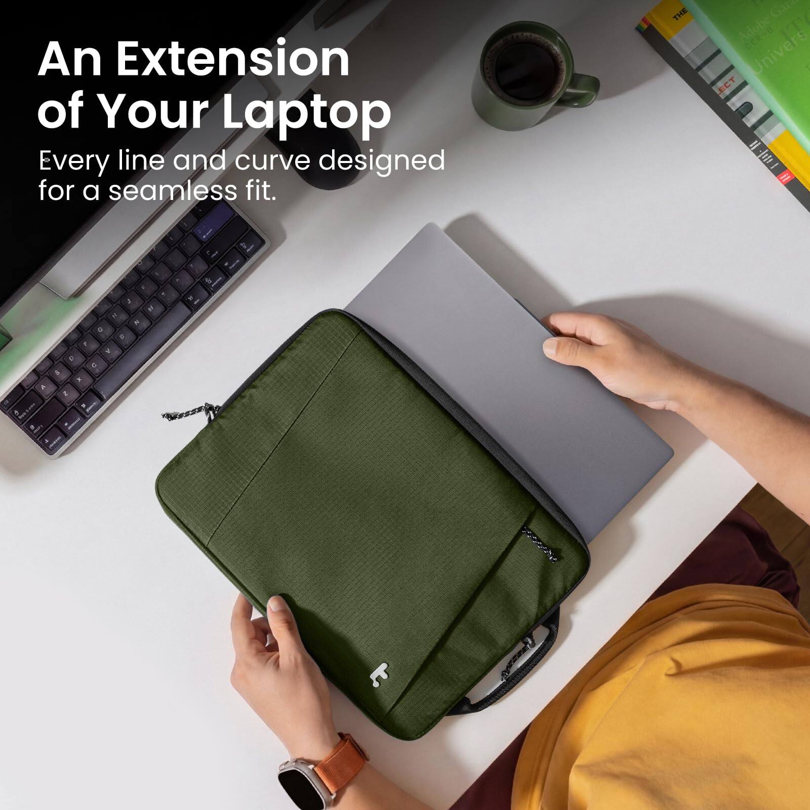 An Extension of Your Laptop  
Every line and curve designed for a seamless fit.