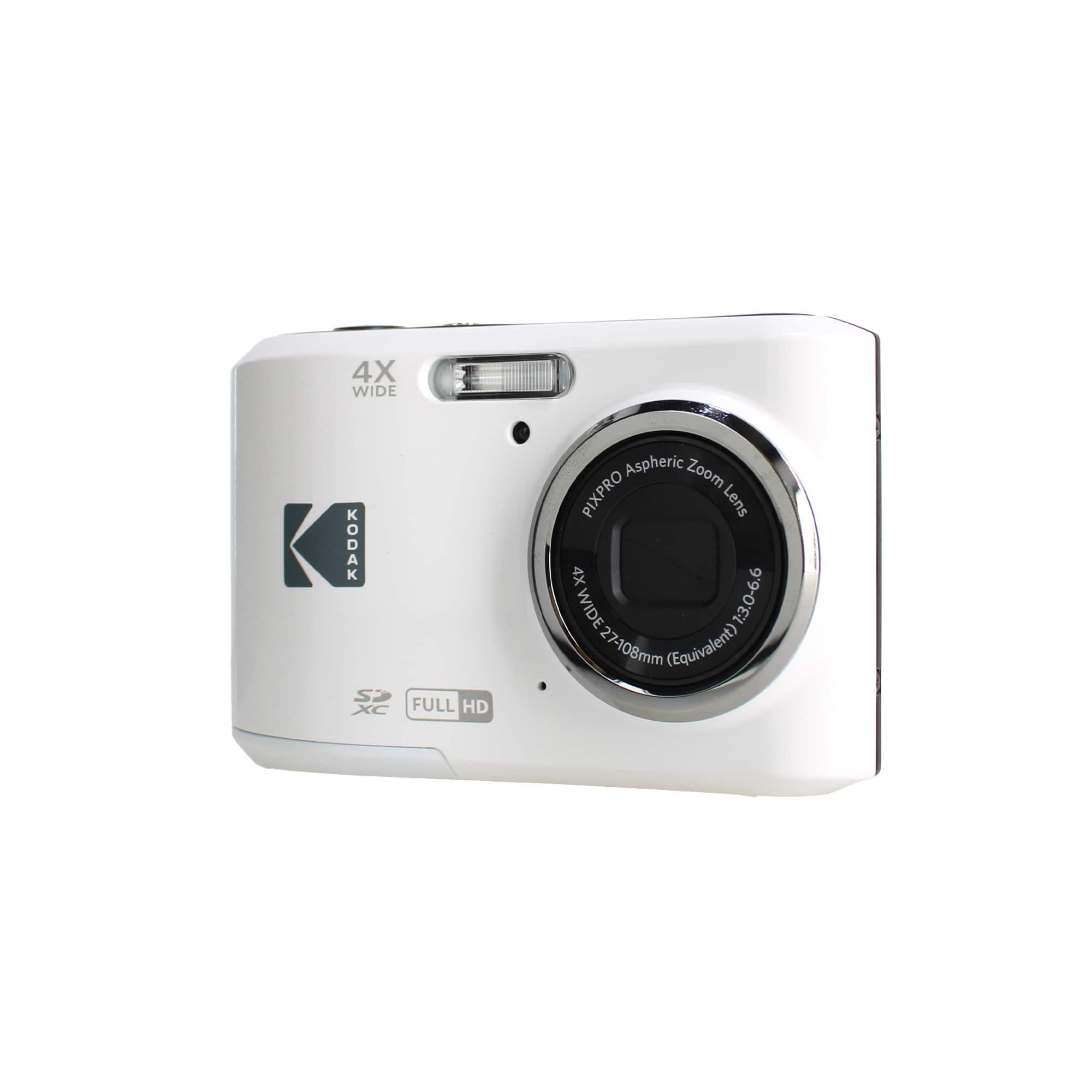 Kodak Pixpro FZ45 Digital Camera in White (FZ45WH) Bundle with