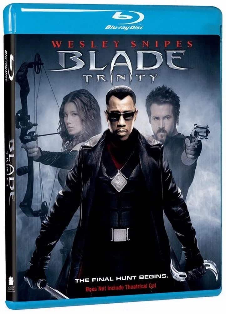 Front. Blade: Trinity [Blu-ray].