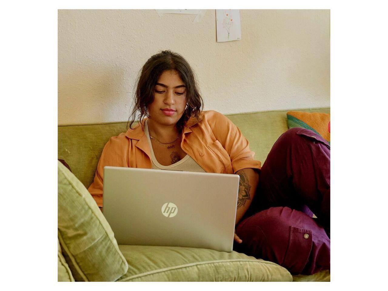 Alt View 2. HP - HP 15.6" Laptop - Intel Core i7-1355U 16GB RAM 512GB SSD Windows 11 Home (B89NJUA#ABA) - Meteor Silver.