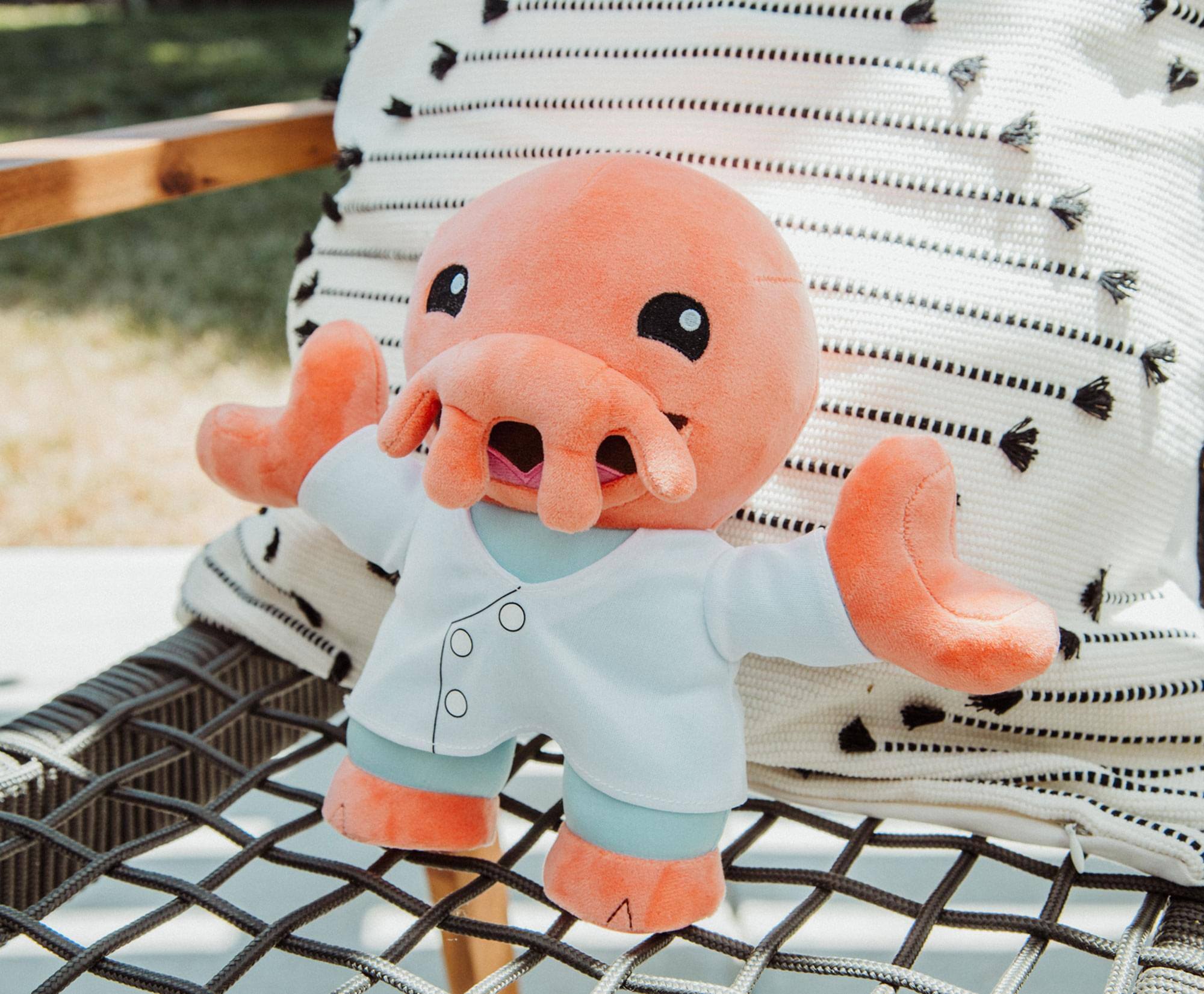 Alt View 5. Toynk - Futurama Zoidberg 8-Inch Chibi Collector Plush Toy - Pink.