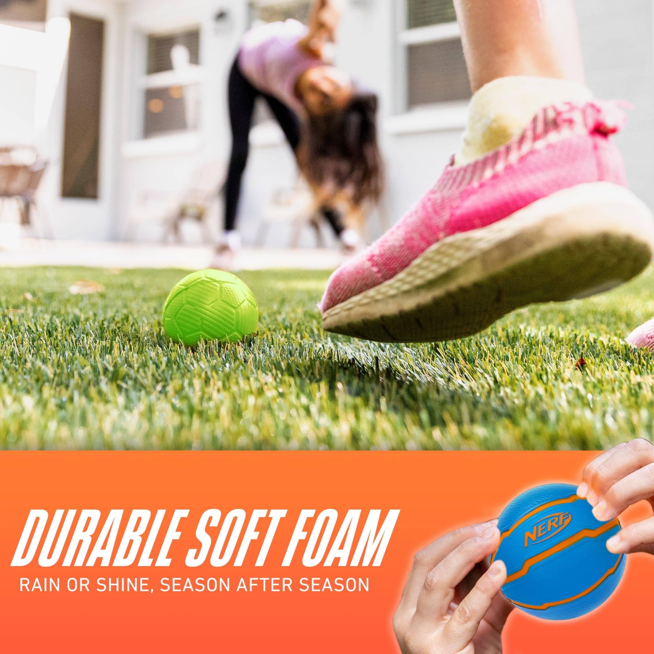 DURABLE SOFT FOAM  
RAIN OR SHINE, SEASON AFTER SEASON  
NERF