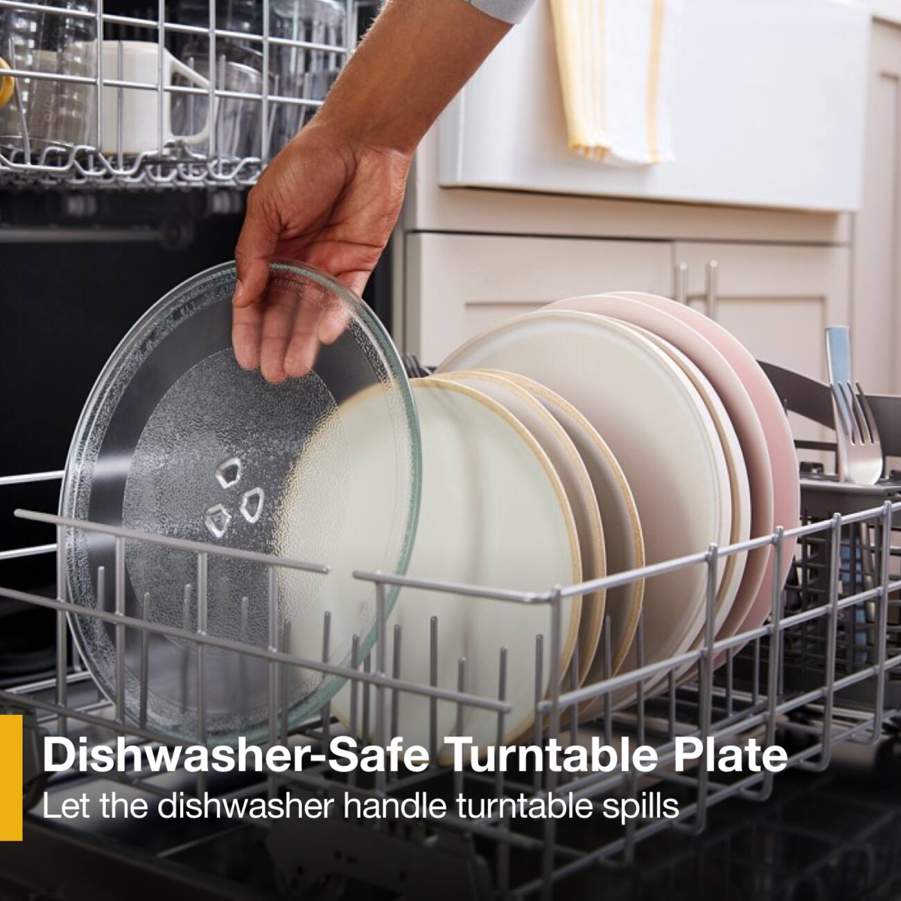 Dishwasher-Safe Turntable Plate  
Let the dishwasher handle turntable spills