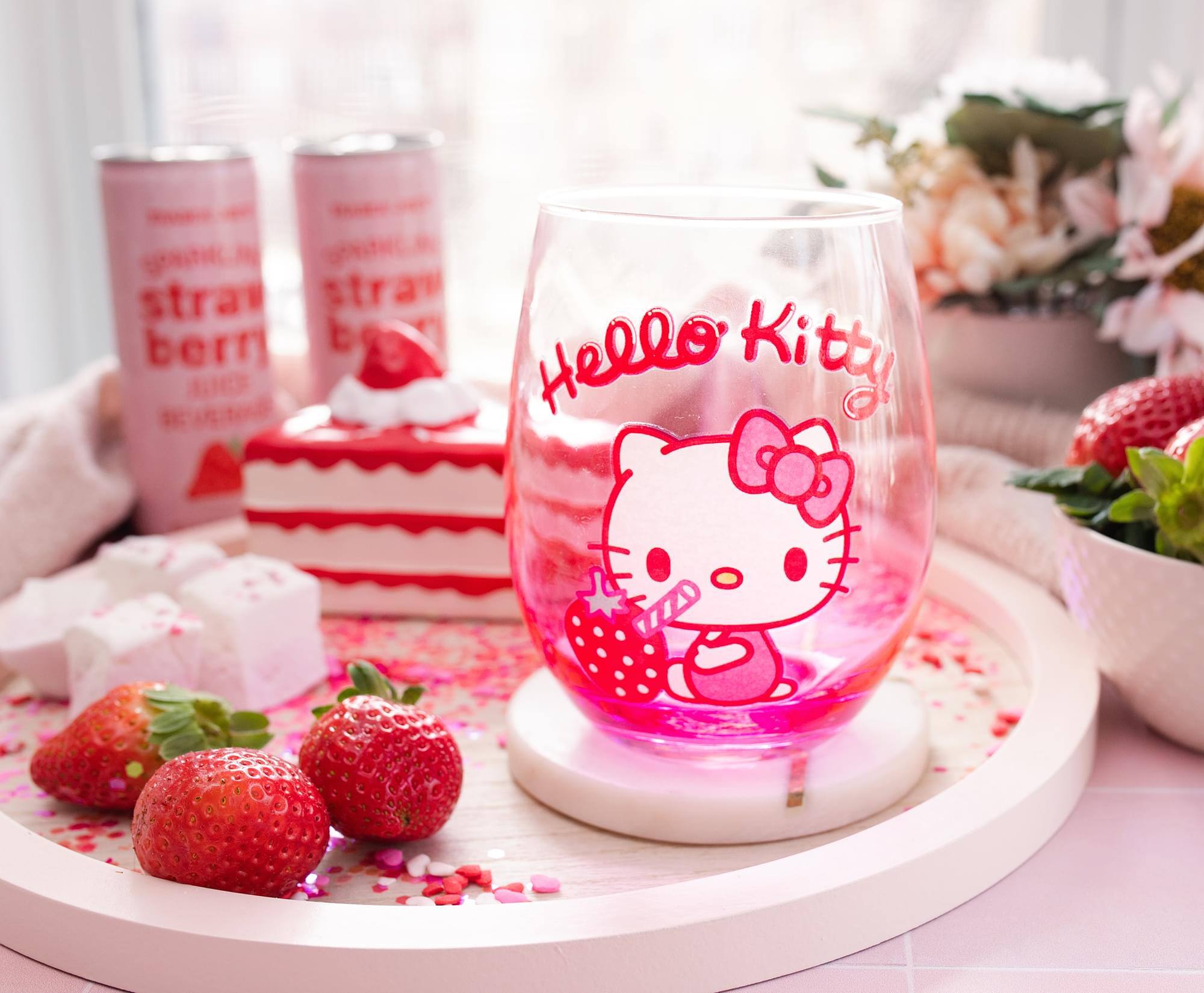 Hello Kitty

strawberry