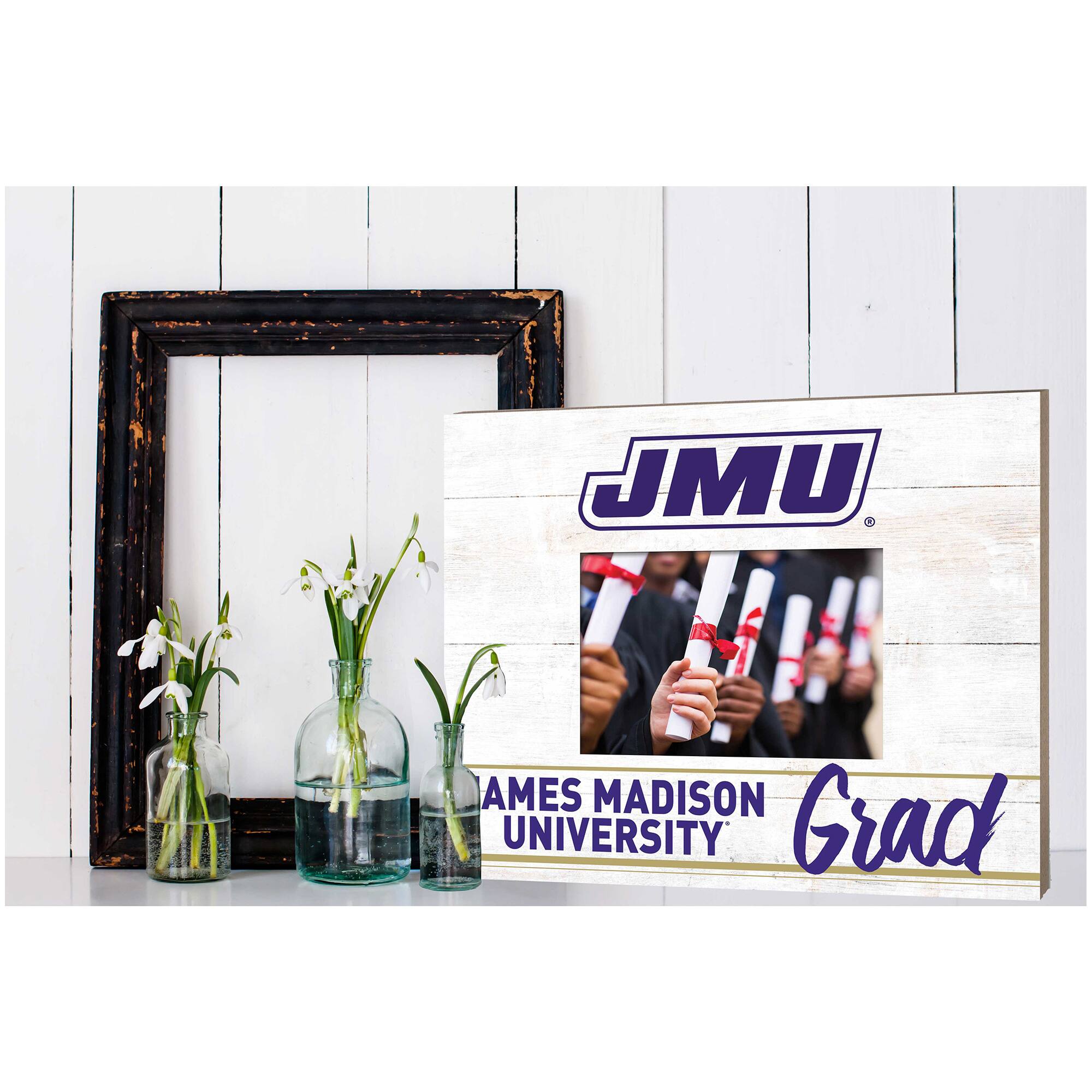 JMU  
AMES MADISON UNIVERSITY  
Grad