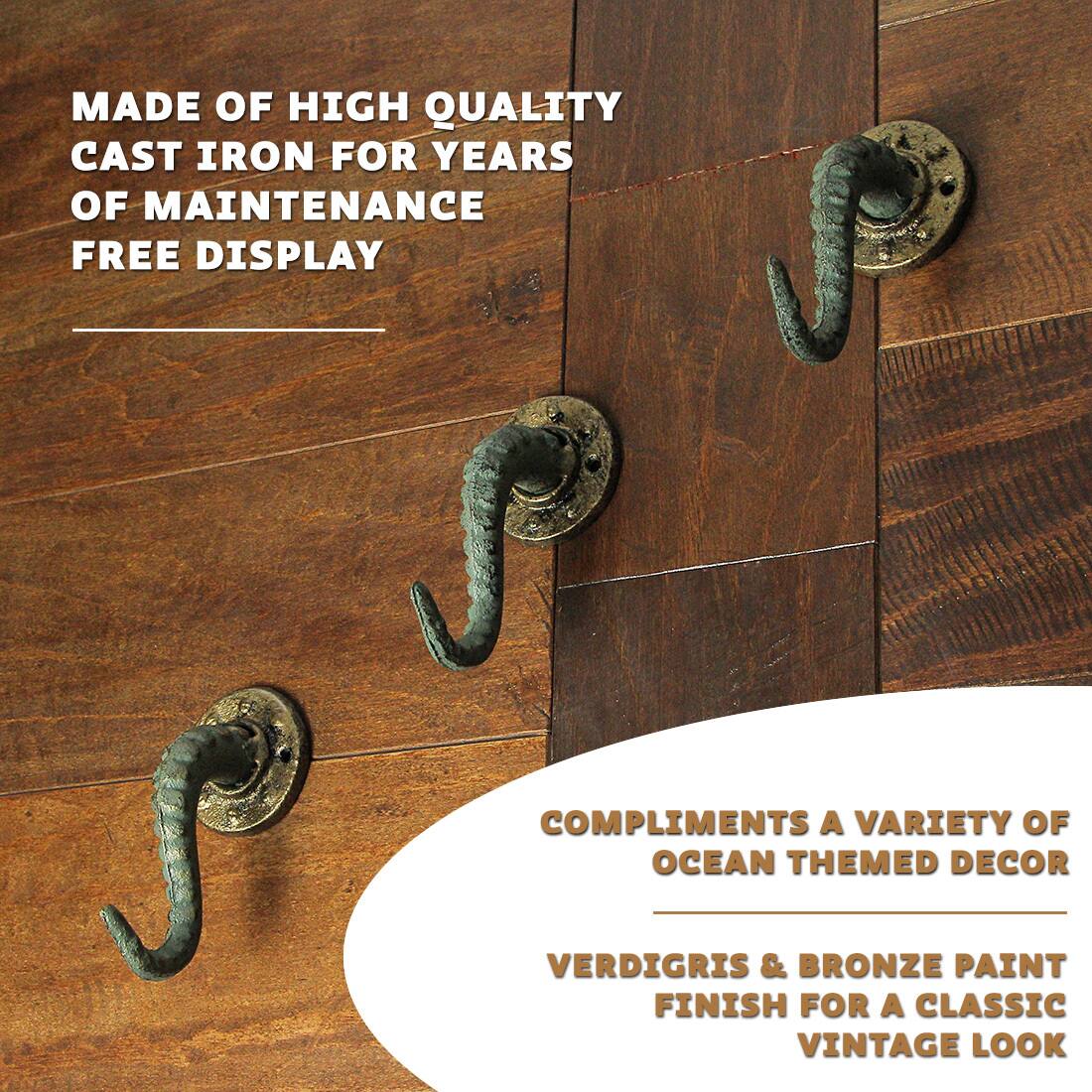 MADE OF HIGH QUALITY CAST IRON FOR YEARS OF MAINTENANCE FREE DISPLAY

COMPLIMENTS A VARIETY OF OCEAN THEMED DECOR

VERDIGRIS & BRONZE PAINT FINISH FOR A CLASSIC VINTAGE LOOK