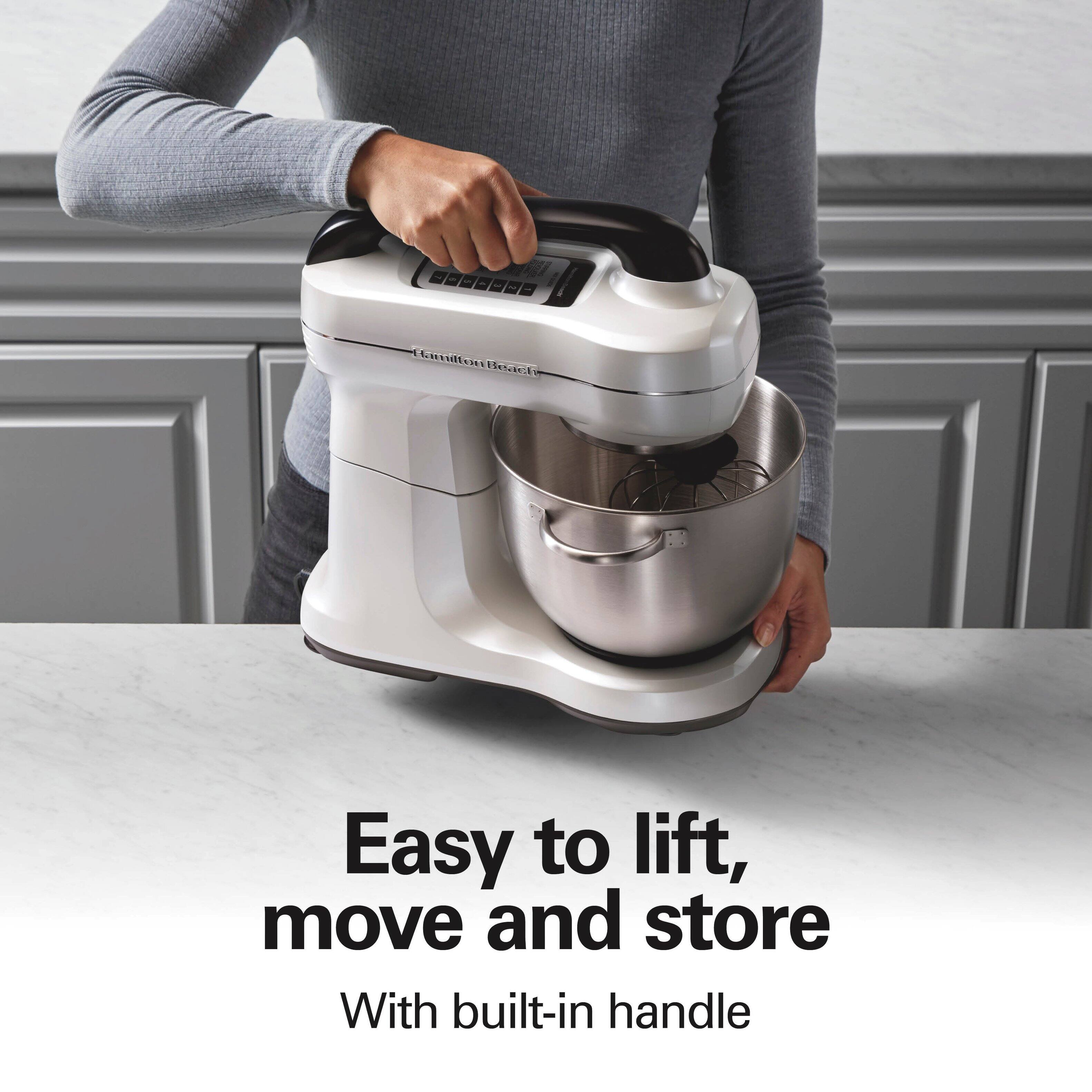 Easy to lift, move and store  
With built-in handle