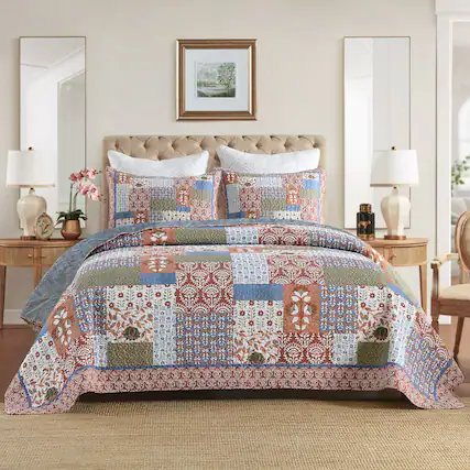 Front. MarCielo - MarCielo 3-Pieces Floral Patchwork Pattern Quilt Bedspread Set - Open Miscellaneous.