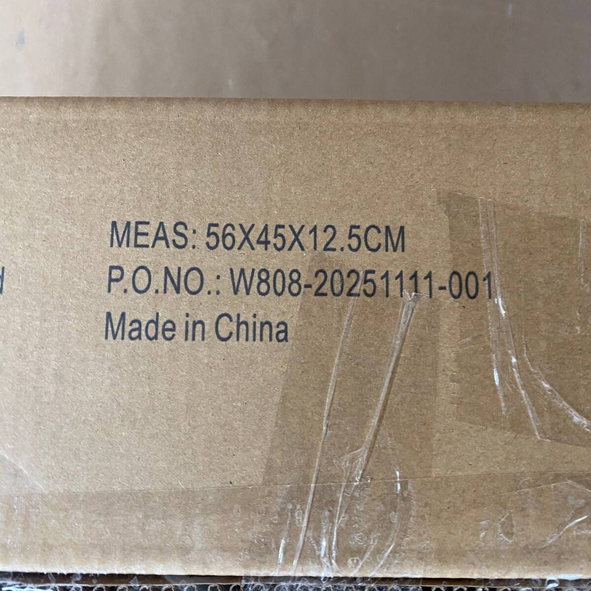 MEAS: 56X45X12.5CM  
P.O.NO.: W808-20251111-001  
Made in China