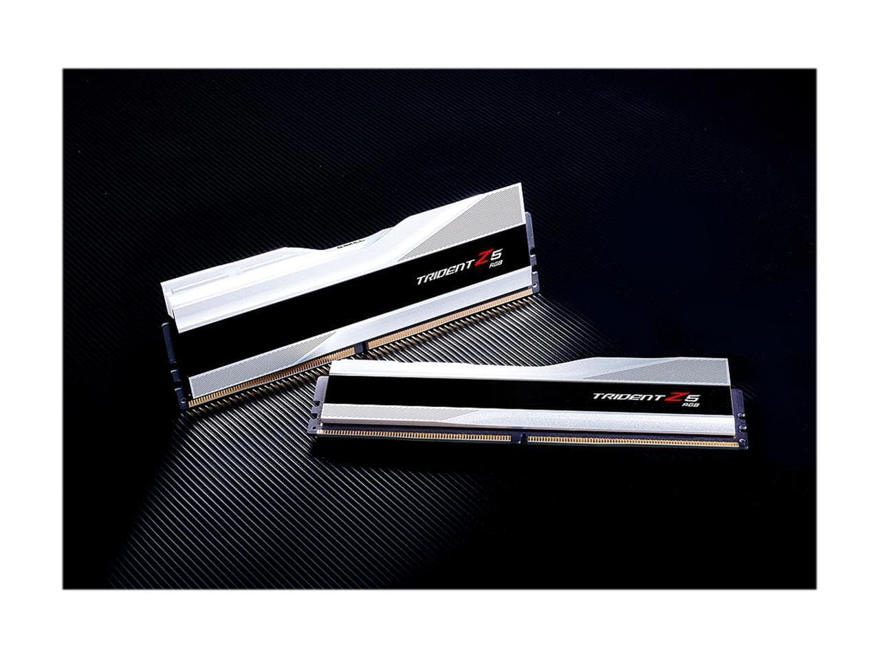 ★美品★TRIDENT Z5 RGB DDR5-7200 32GB G.SKILL Trident Z5 RGB Series 32GB (2 x 16GB) 288-Pin PC RAM DDR5