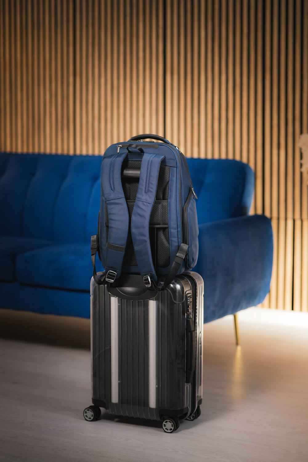 Alt View 15. Targus - 15-16” HeritageLuxe Backpack - Blue.