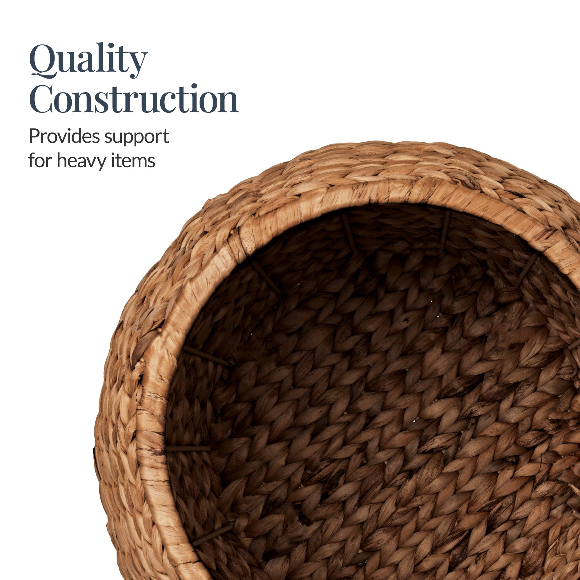 Quality Construction  
Provides support for heavy items