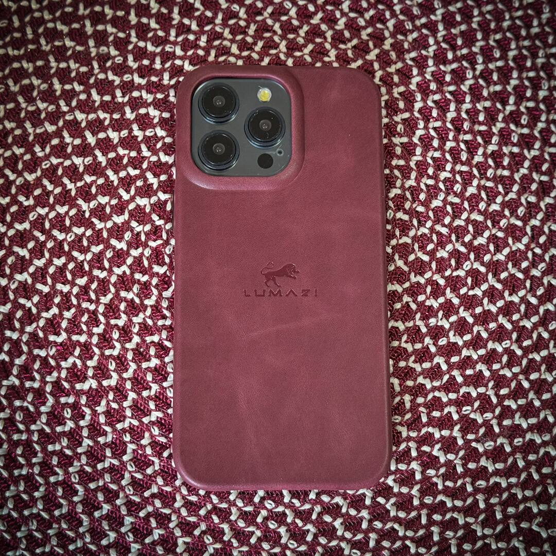 Alt View 1. LUMAZI - Handmade, Full Grain Leather, MagSafe iPhone 16 Pro Case - Pomegranate.