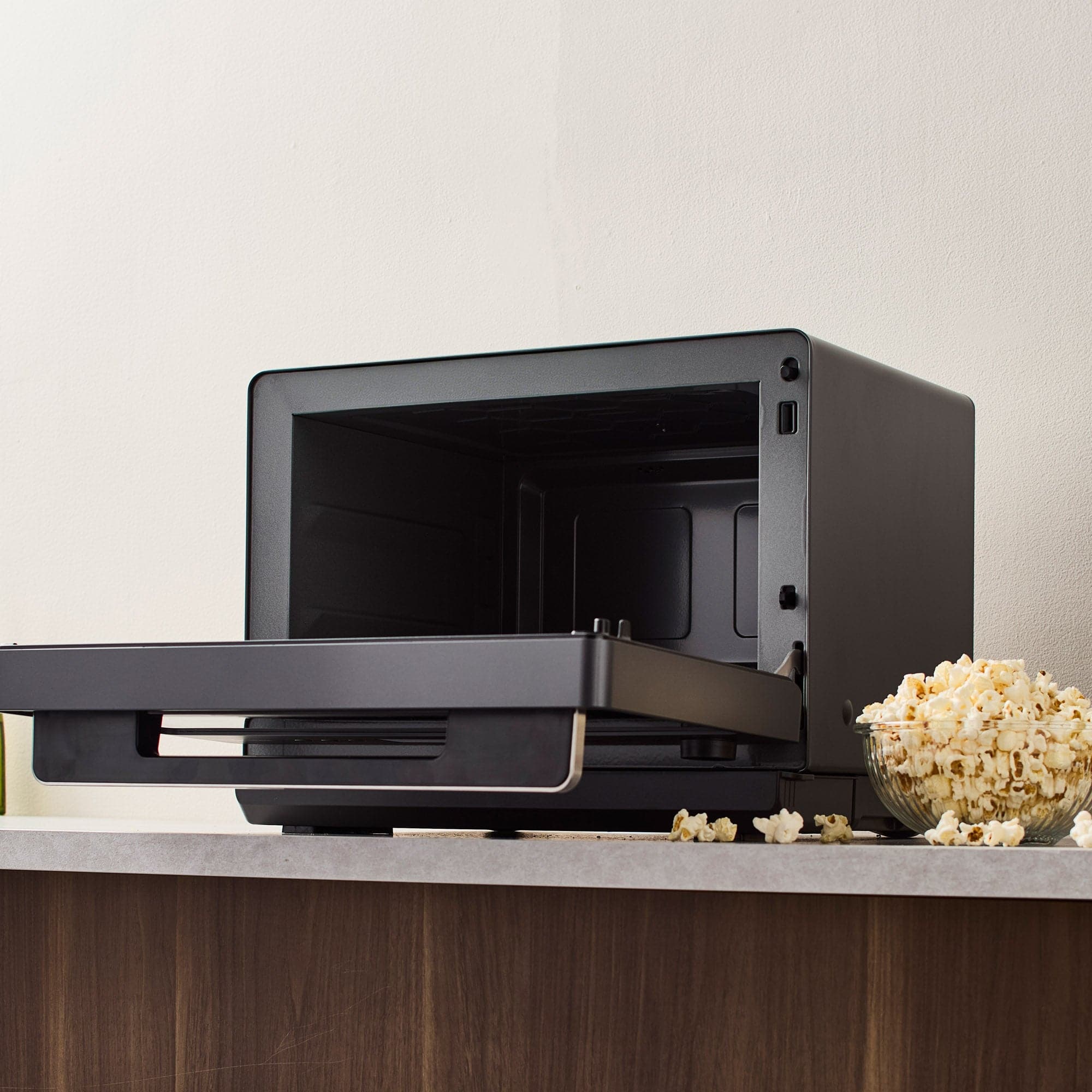 Panasonic 1.0 cu.ft. Japanese Microwave with the Genius® Sensor