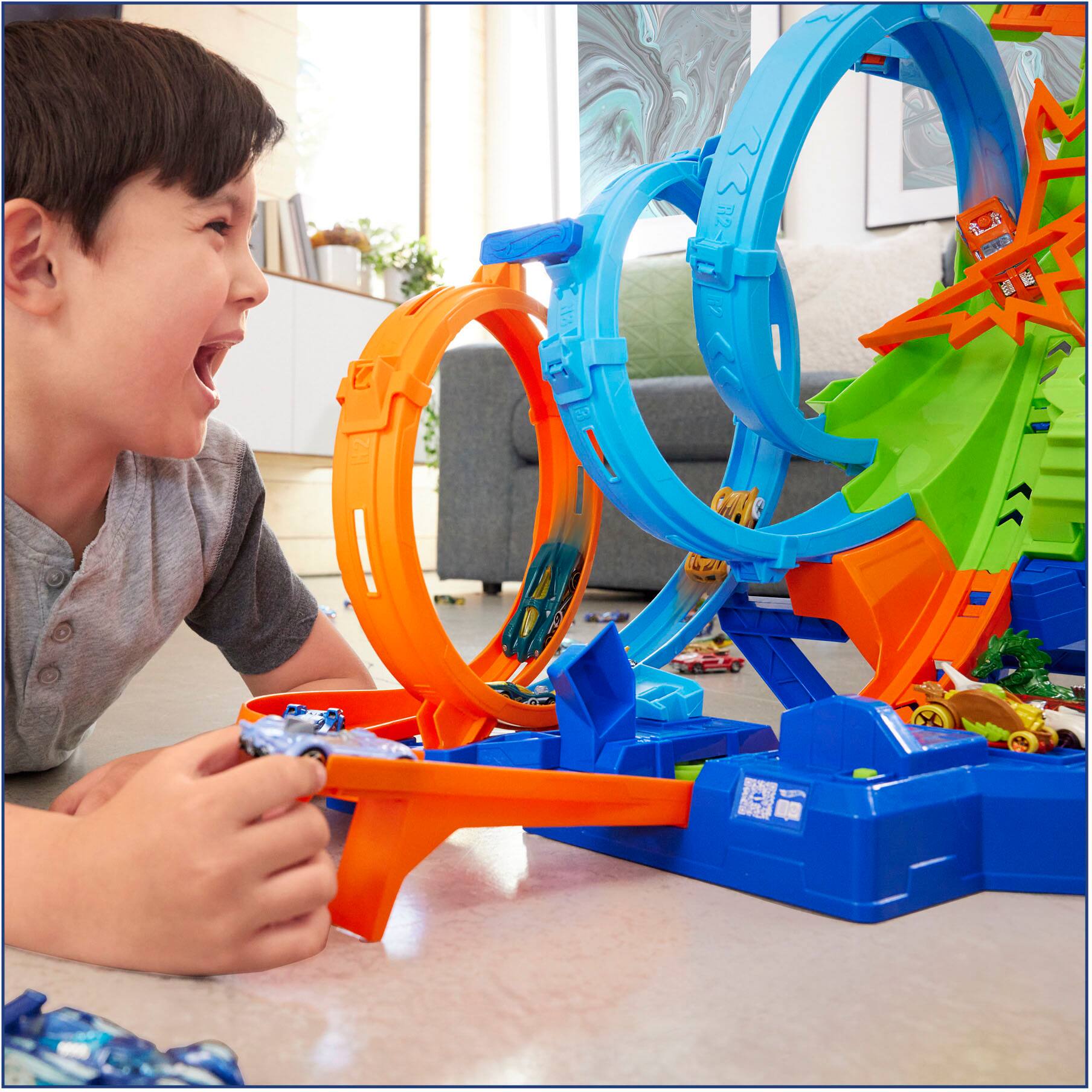 Alt View 20. Hot Wheels - 4-Loop Crash-Out Track Set.