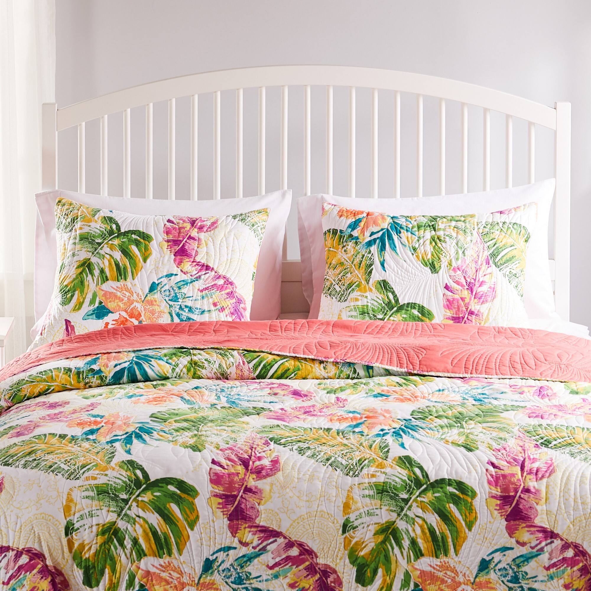 Angle. BreeBe - Tropics Sham Standard - Coral.